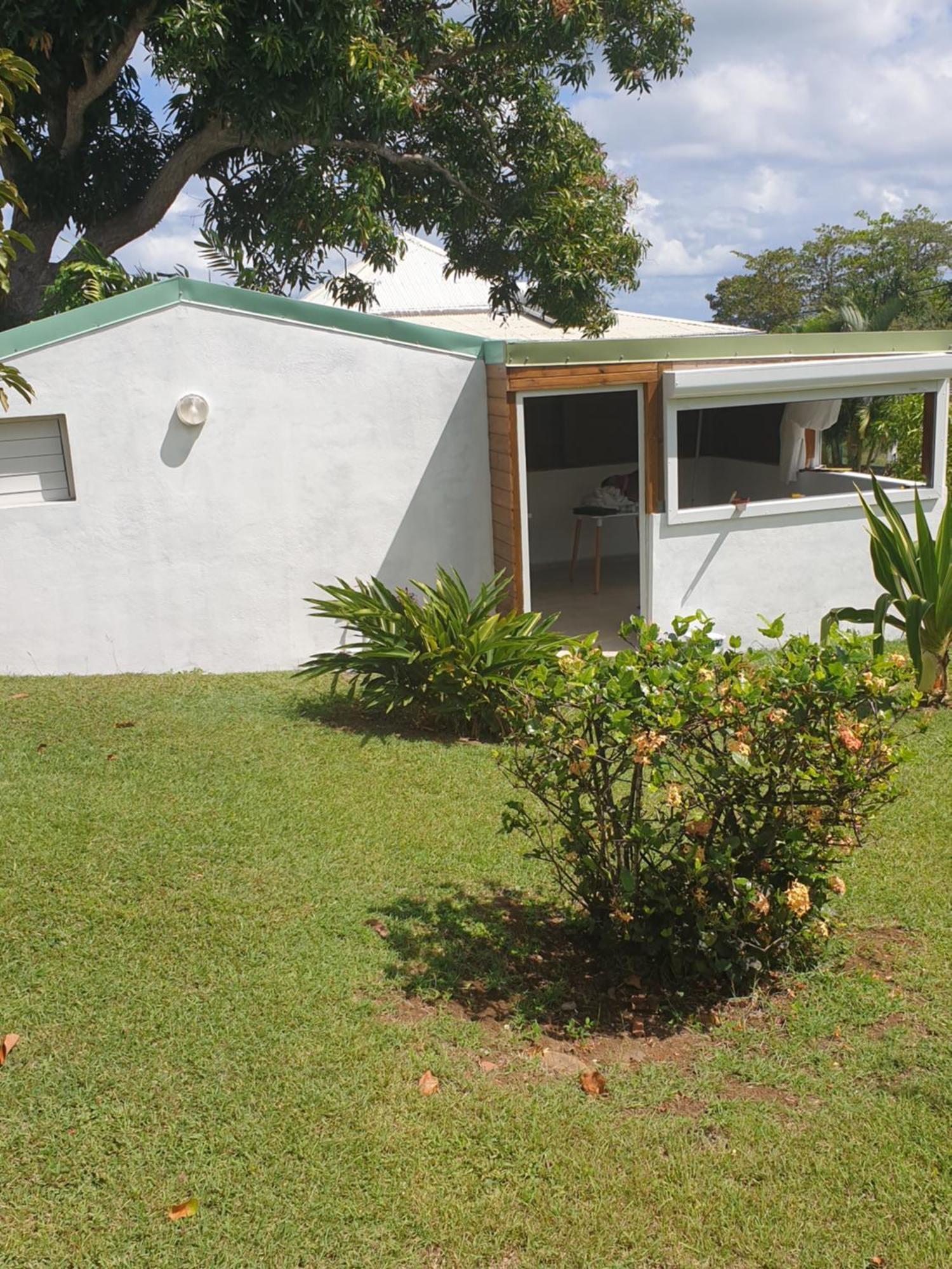 A Ka Le Mich Villa Sainte-Rose Exterior photo